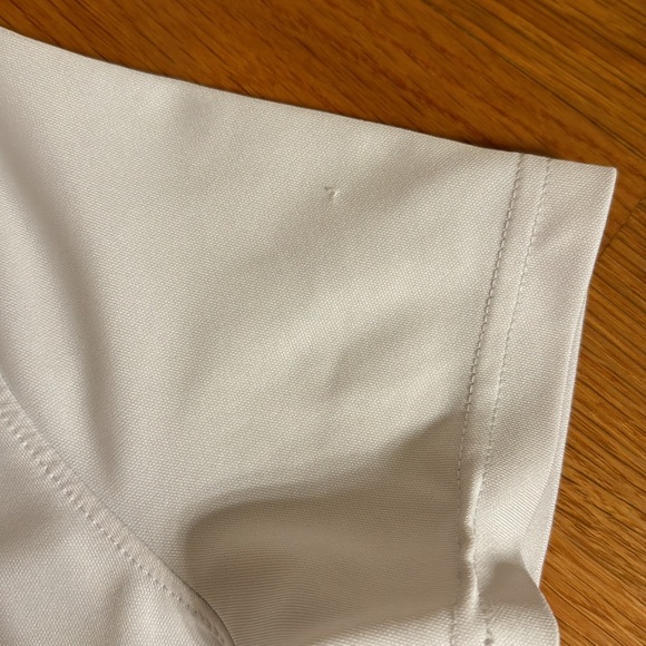 Under Armour boys size small similar to size 8 white polo, golf shirt, gray - Picture 4 of 6